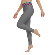 Load image into Gallery viewer, Grey Mandala Yoga Leggings
