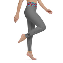 Load image into Gallery viewer, Grey Mandala Yoga Leggings
