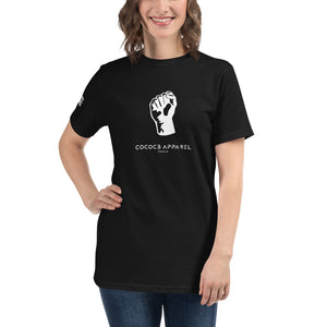 BLM T-shirt noir organique unisexe (Poing)