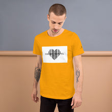 Charger l&#39;image dans la galerie, T-shirt pour hommes jaune #1 (motif coeur)
